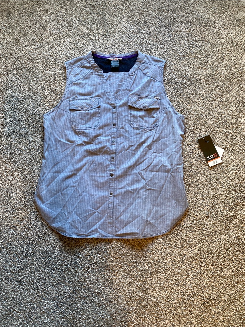 5.11 Tactical NWT Women’s Blue Sleeveless Button-Down Shirt Size XL
